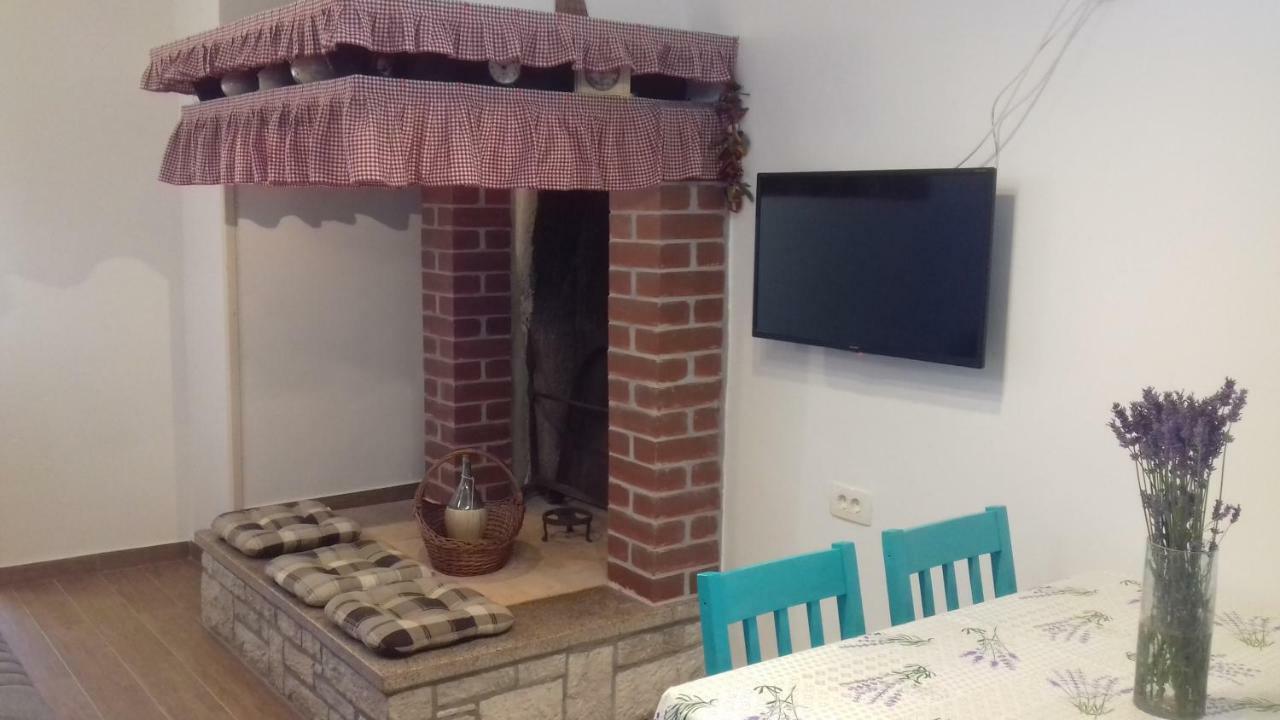 Authentic Istria&Pet Friendly Apartment Banko Near Rovinj Kanfanar Exterior photo